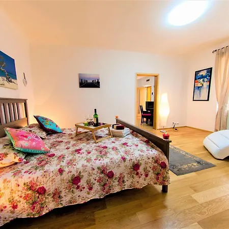 Apartment Stylish Apartment In The Old Town *